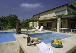 İzmir çeşme alaçatı müstakil kiralik villa 