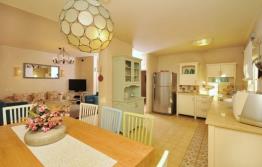 İZMİR ÇEŞME ALAÇATI’ DA ÖZEL HAVUZLU GÜNLÜK / HAFTALIK KİRAL