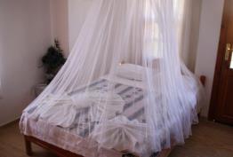 Çeşme’de Özel Havuzlu Müstakil Kiralık Villa