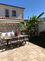 İZMİR ÇEŞME ALAÇATIDA KİRALIK LUX HAVUZLU VİLLA