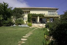 İzmir çeşme alaçatı müstakil kiralik villa 