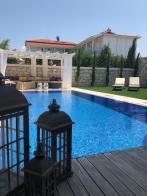 İZMİR ÇEŞME ALAÇATIDA KİRALIK LUX HAVUZLU VİLLA